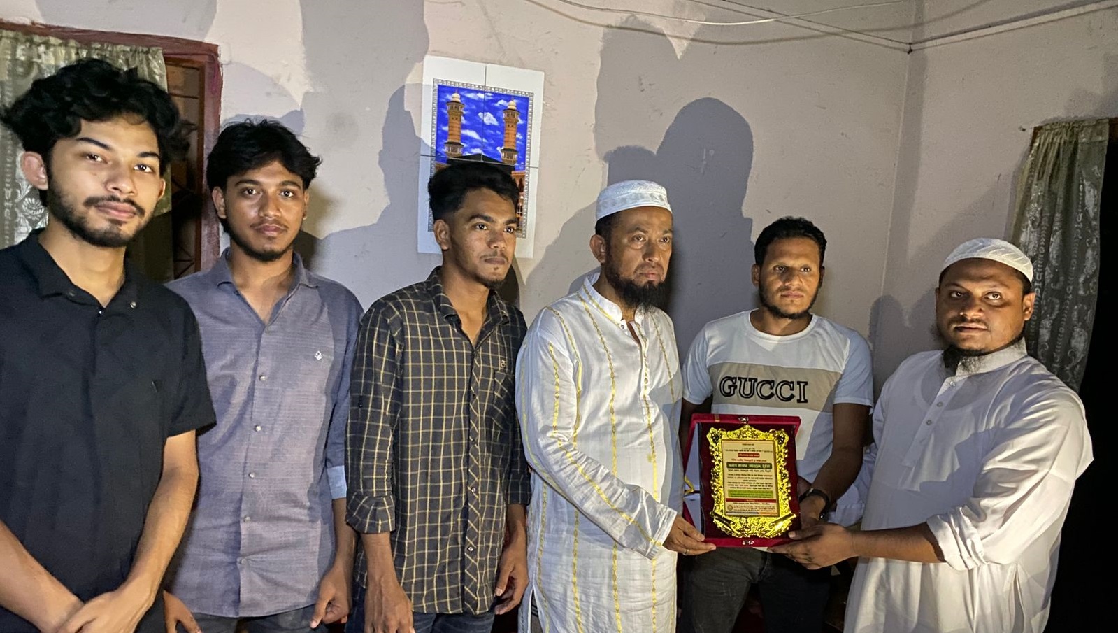 সম্মাননা হাসান আহমেদ ভুইয়া